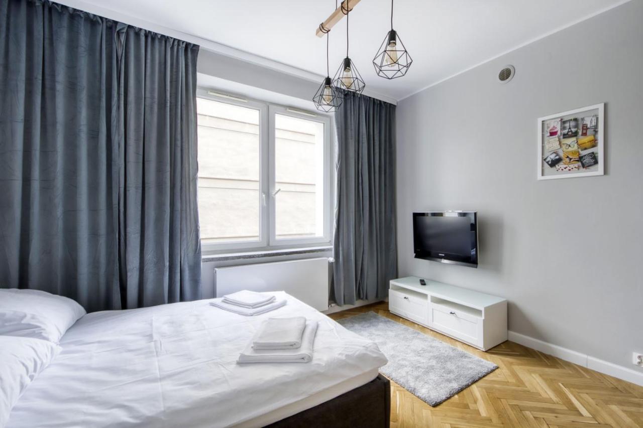 King Apart Dickensa Apartment Warsaw Luaran gambar
